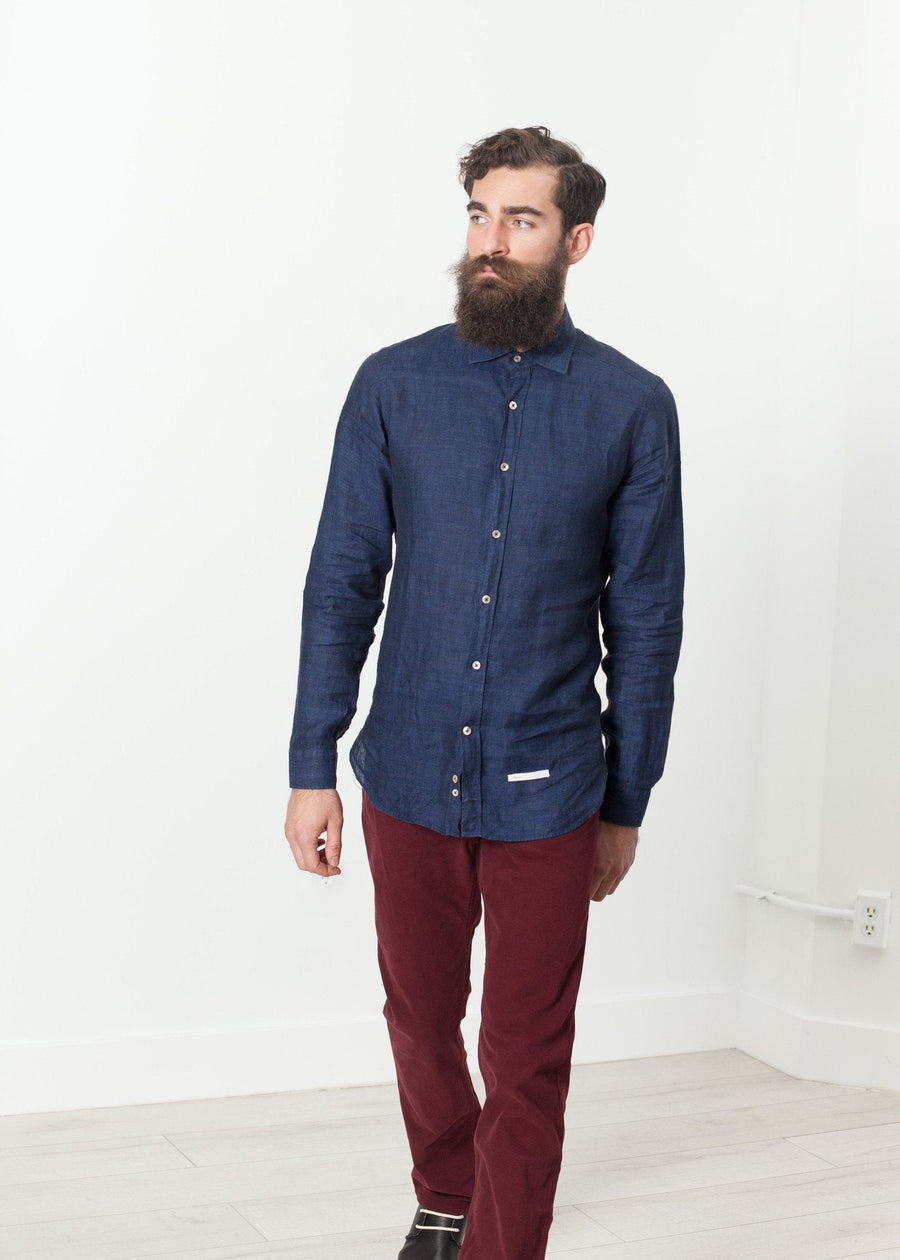 Button Up Shirt in Navy